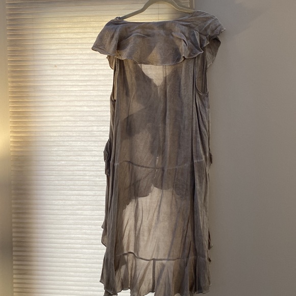 VICI- taupe washed our adorable bilevel top - Picture 4 of 7